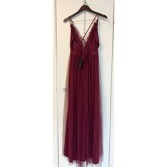Fashion Nove Dress - Picture 2 of 3